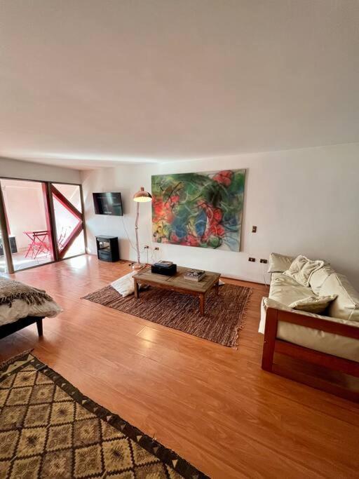 Acogedor Loft En El Corazon De Barrio Yungay Appartamento *