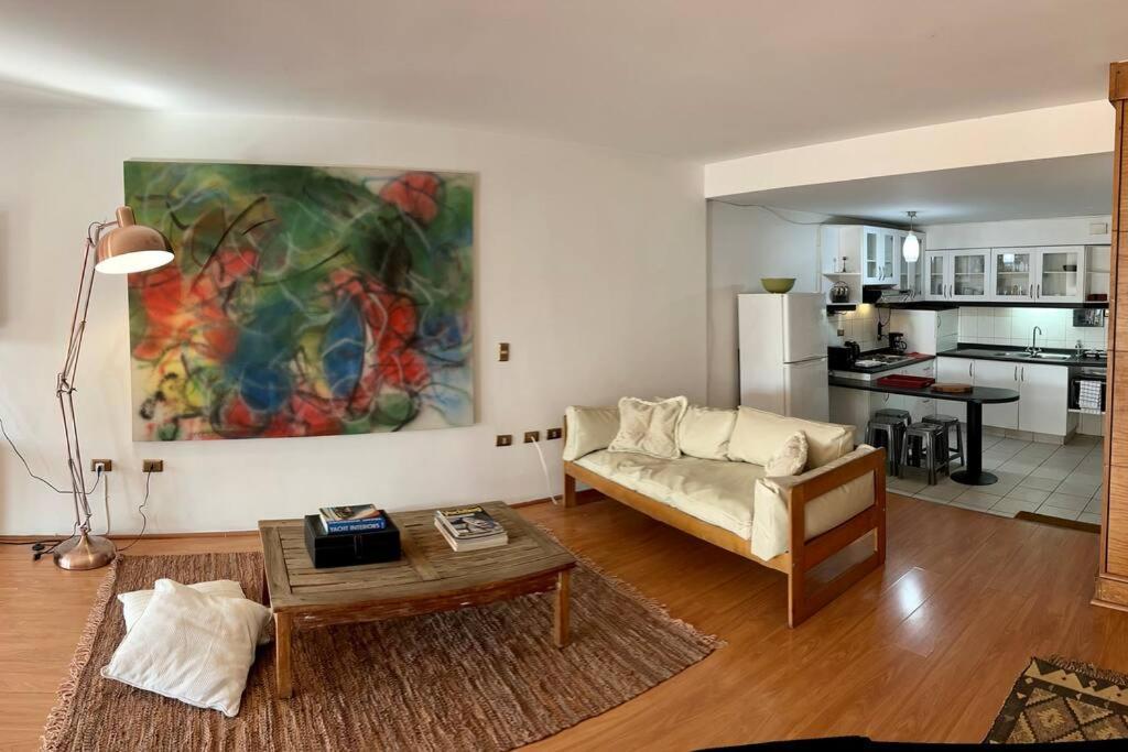 Appartamento Acogedor Loft En El Corazon De Barrio Yungay Santiago del Cile